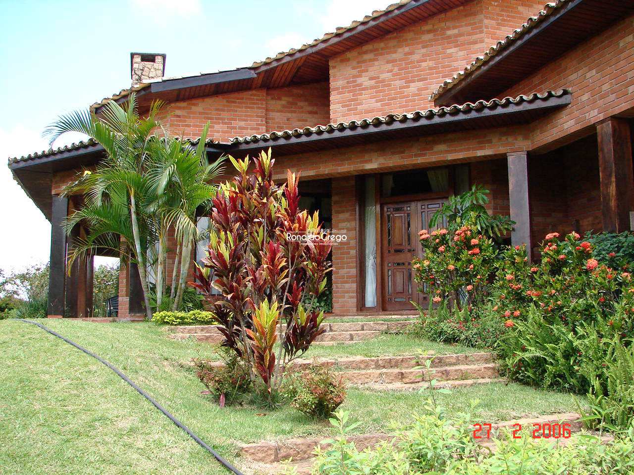 Fazenda à venda com 5 quartos, 11000m² - Foto 1