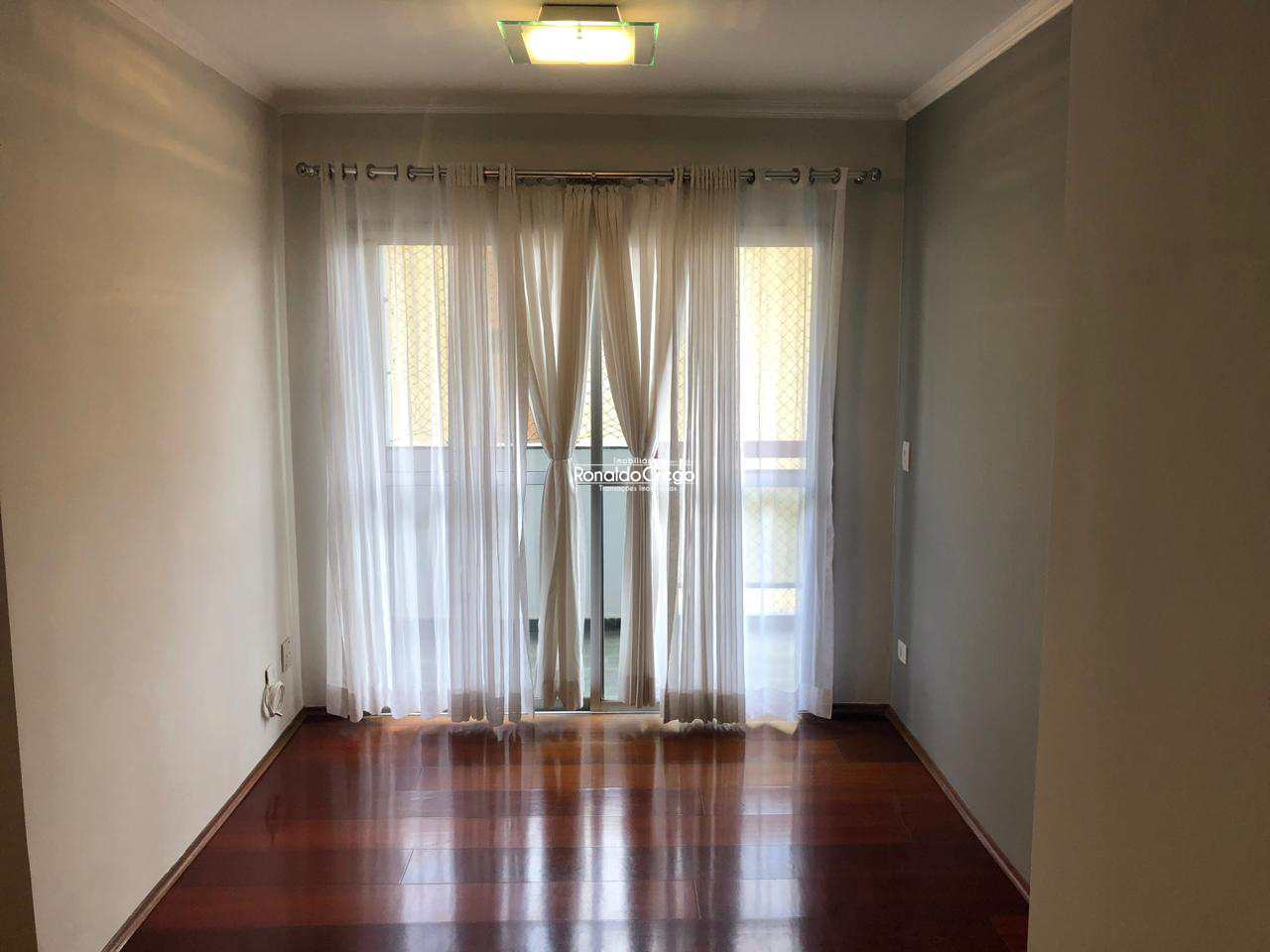 Apartamento à venda com 2 quartos, 60m² - Foto 4