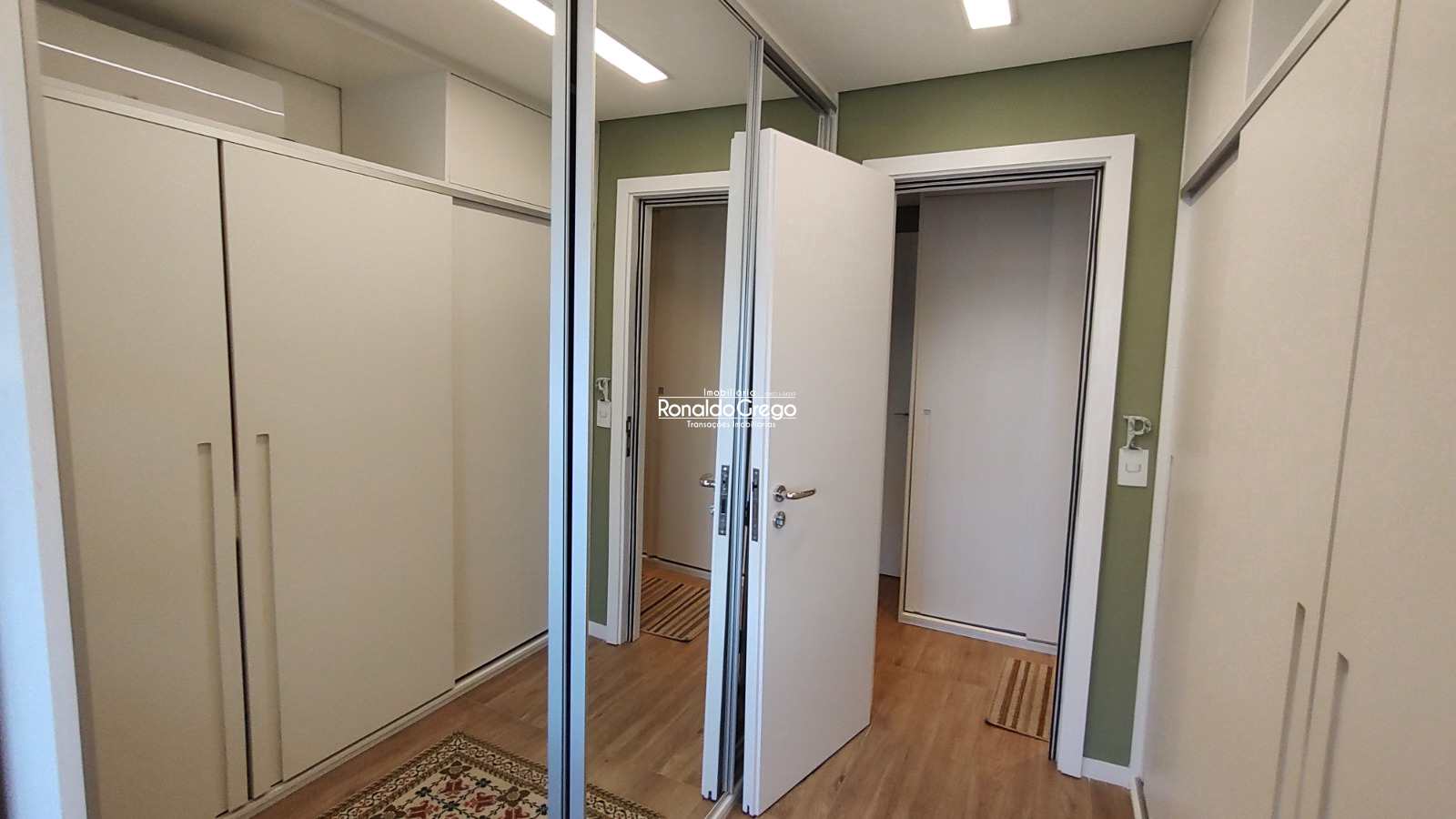 Apartamento à venda com 2 quartos, 100m² - Foto 47