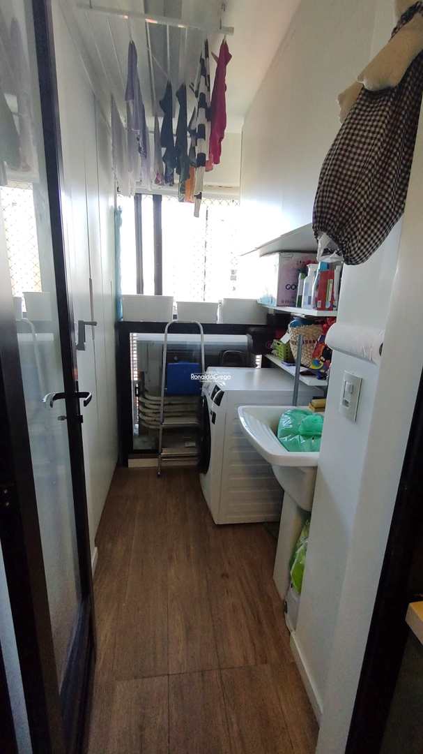 Apartamento à venda com 2 quartos, 100m² - Foto 32