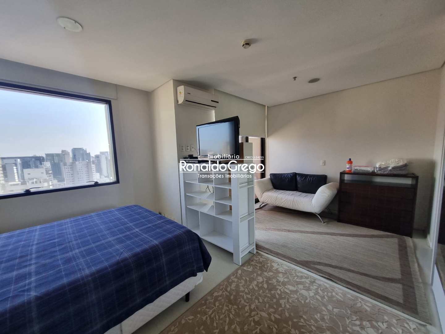 Flat/Apart Hotel para alugar com 2 quartos, 74m² - Foto 1