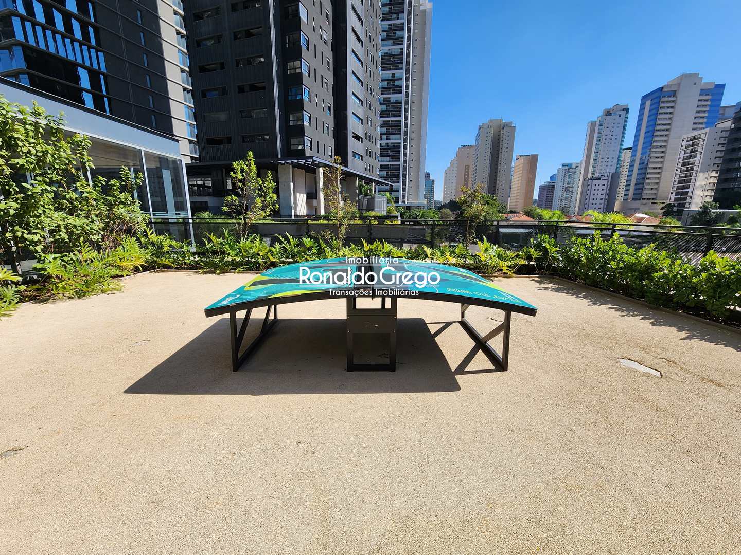 Apartamento à venda com 3 quartos, 197m² - Foto 8