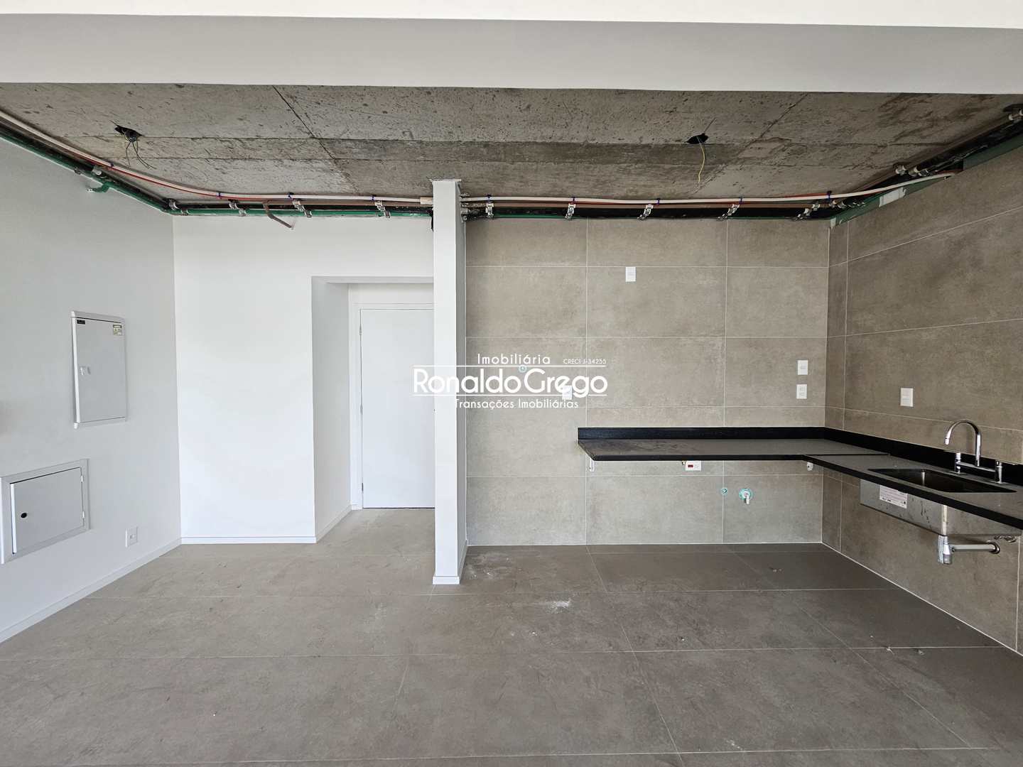 Apartamento à venda com 3 quartos, 197m² - Foto 15