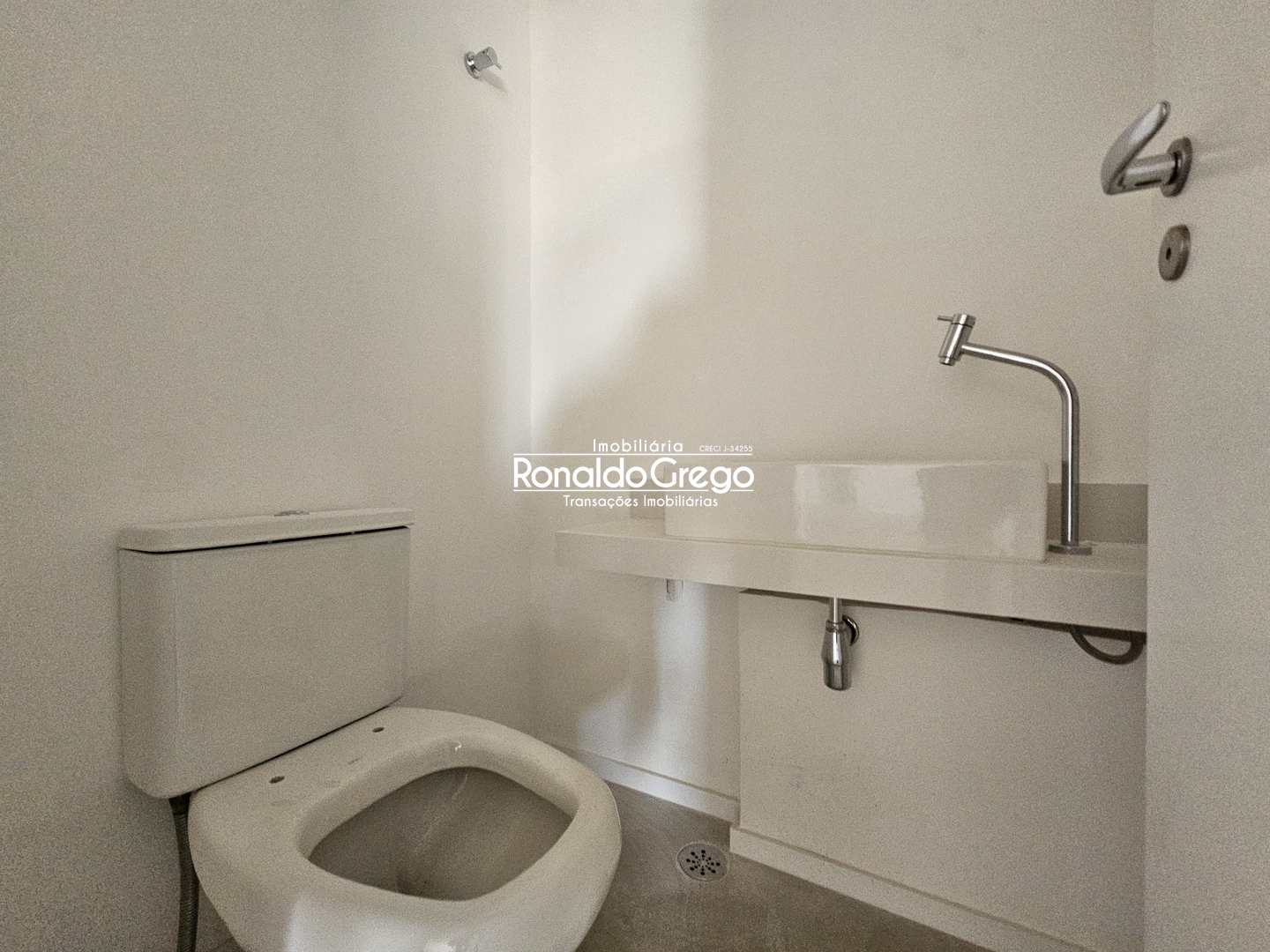 Apartamento à venda com 3 quartos, 197m² - Foto 20