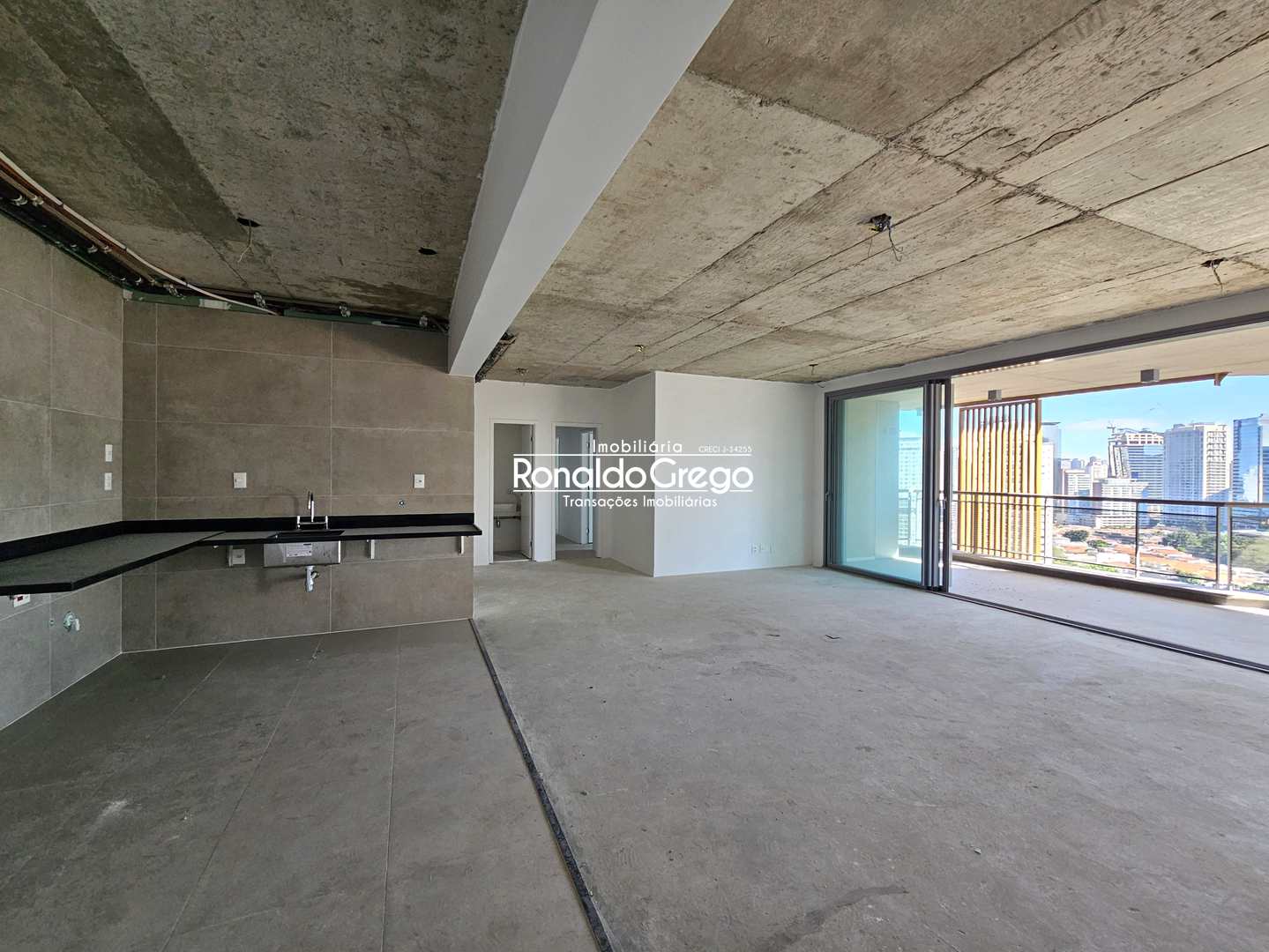 Apartamento à venda com 3 quartos, 197m² - Foto 19