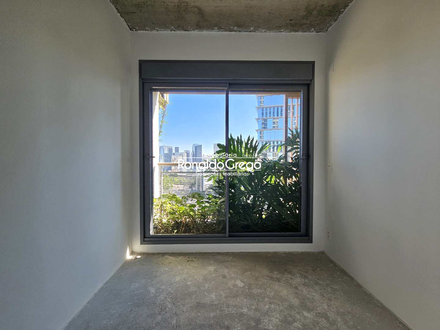 Apartamento à venda com 3 quartos, 197m² - Foto 30