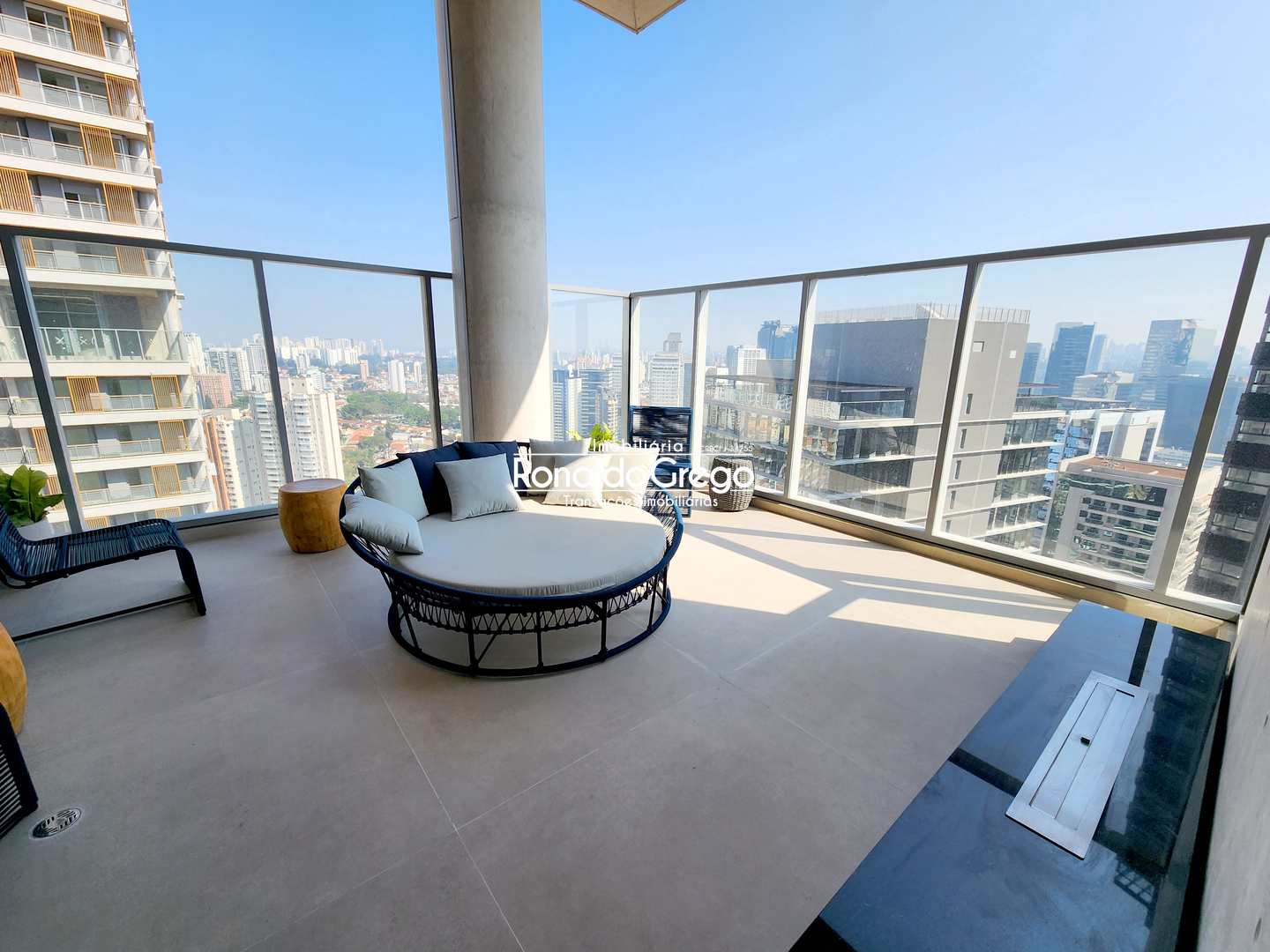 Apartamento à venda com 3 quartos, 197m² - Foto 13