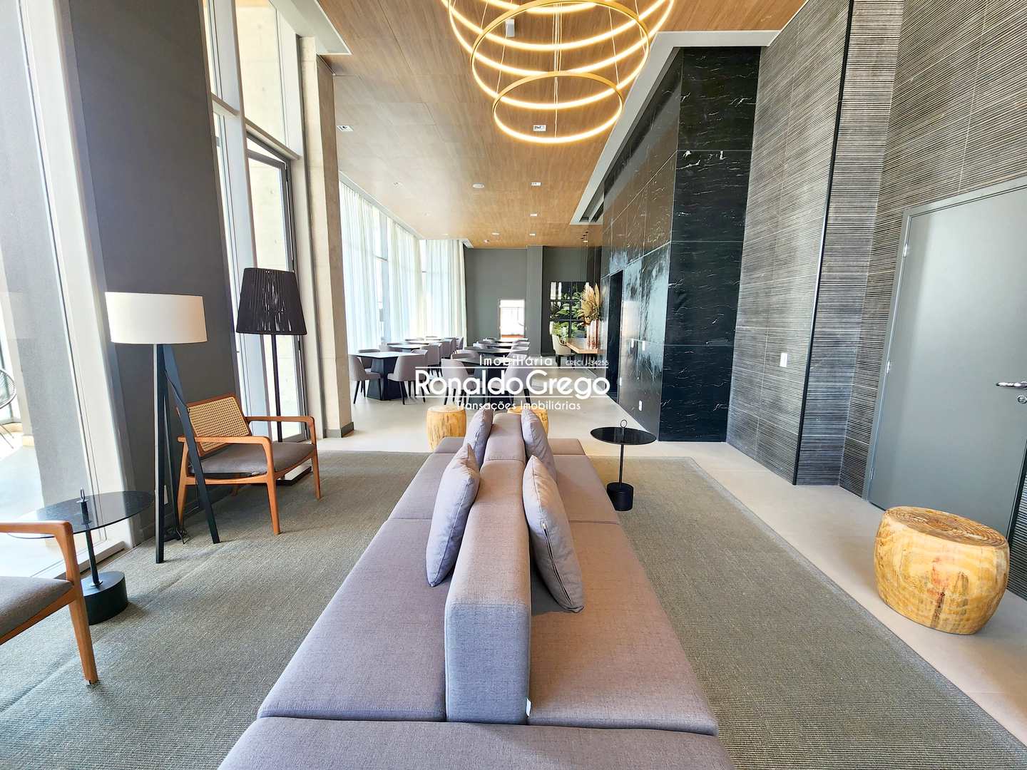 Apartamento à venda com 3 quartos, 197m² - Foto 45