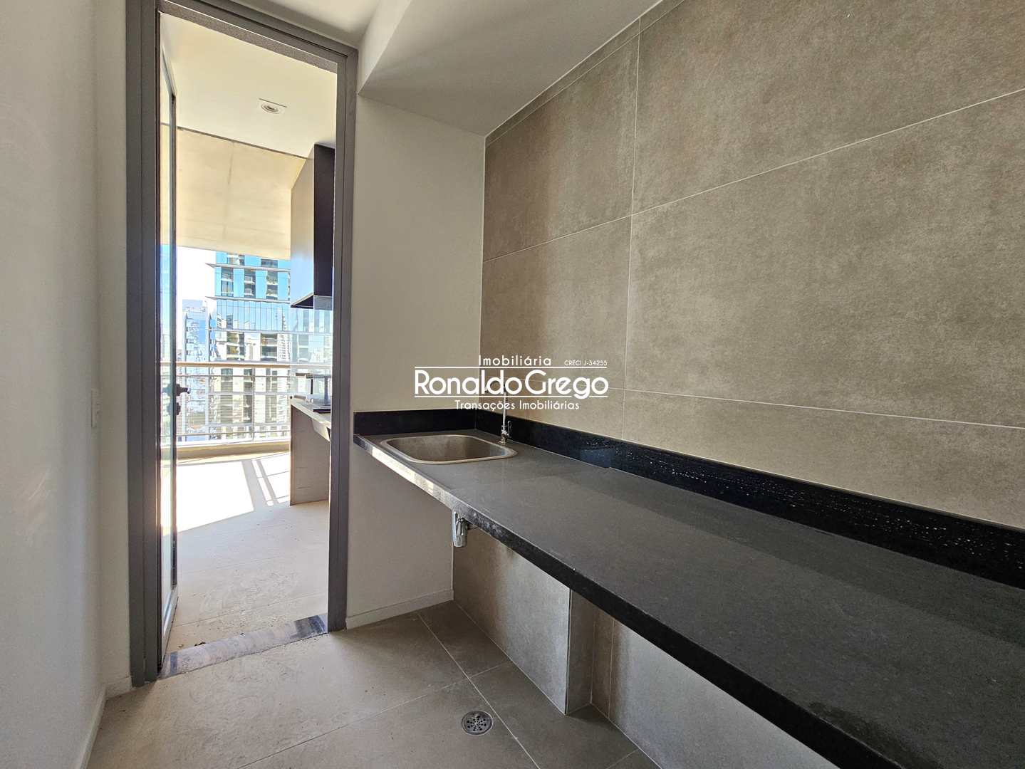 Apartamento à venda com 3 quartos, 197m² - Foto 49
