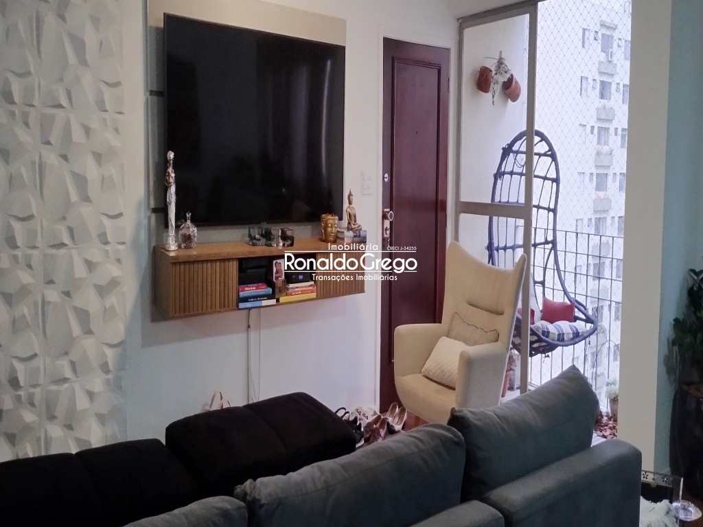 Apartamento com 3 dorms, 1 suíte 2 vagas 3 banheiros Moema