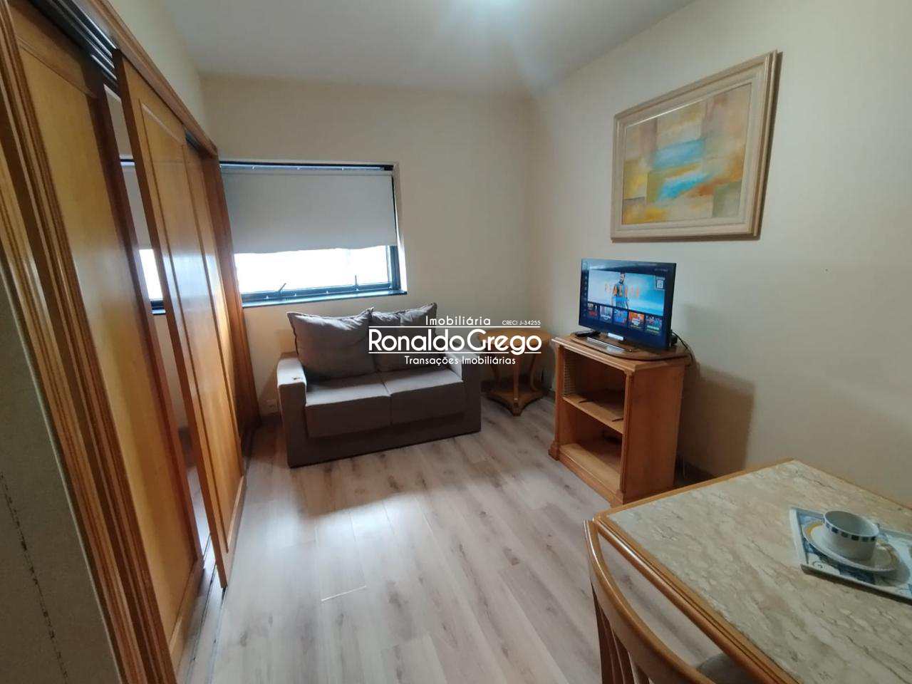 Flat com 1 quarto, 1 suite, 1 vaga Jardins, São Paulo,