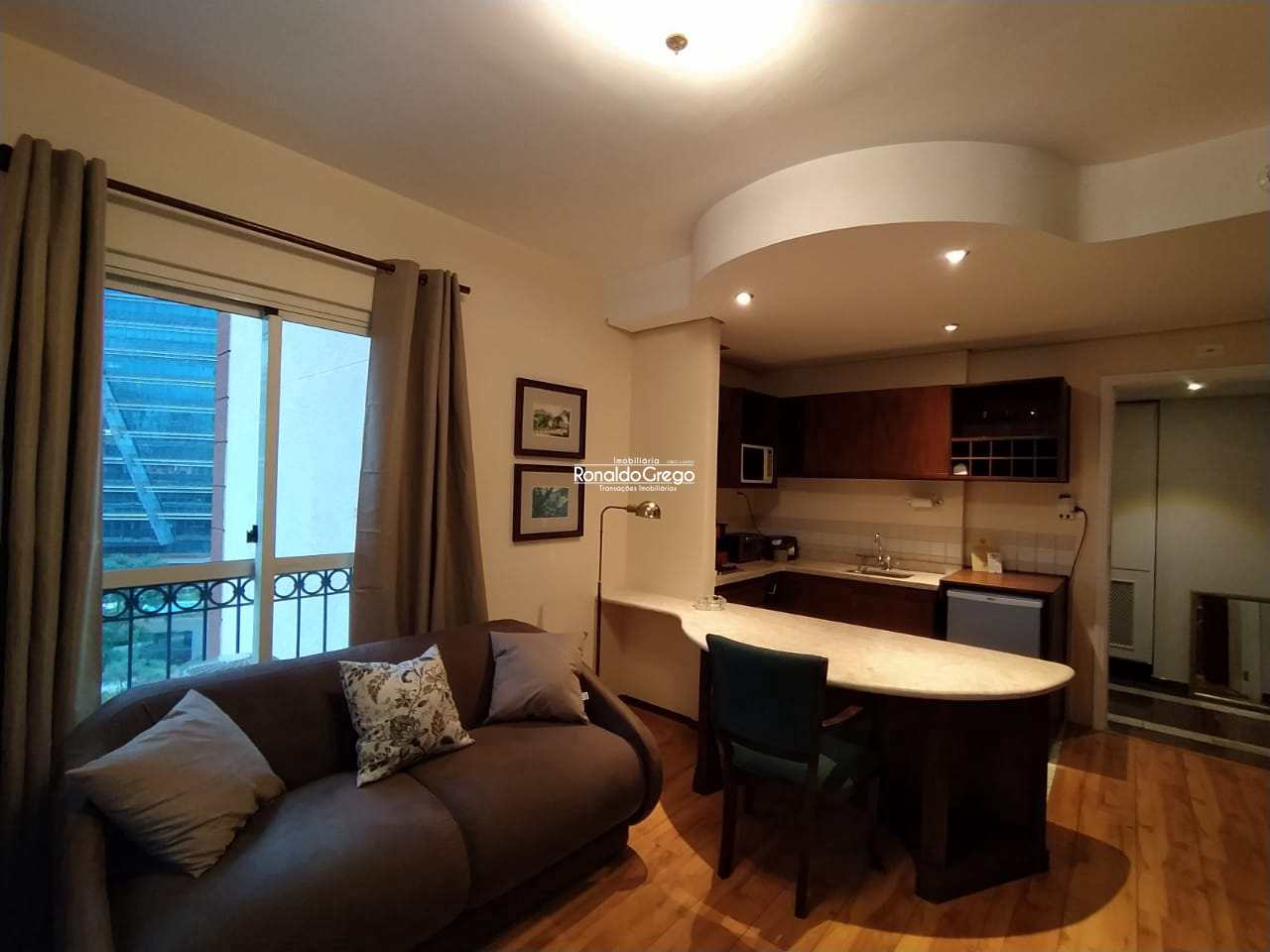 Flat/Apart Hotel para alugar com 1 quarto, 31m² - Foto 1