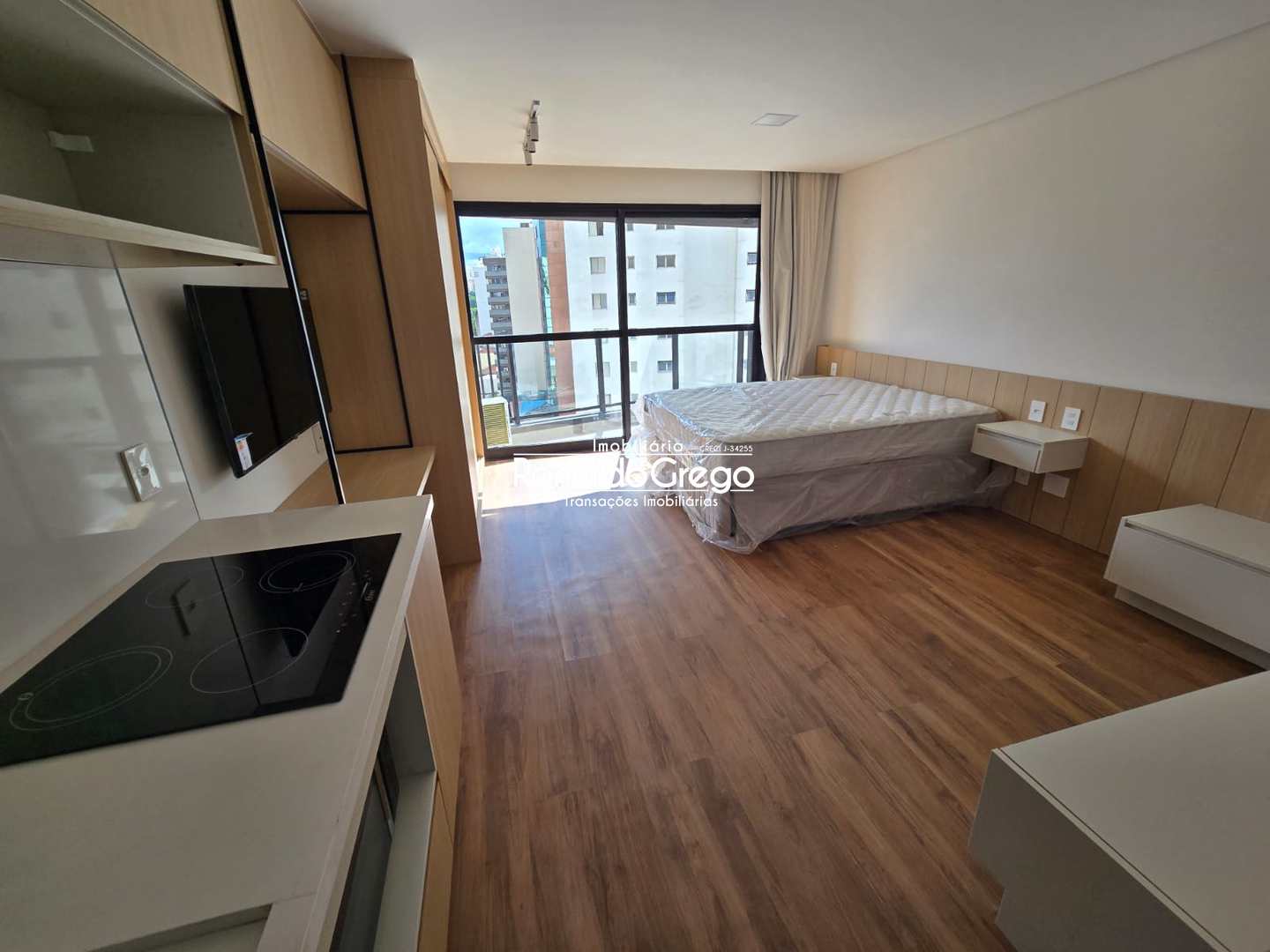 Studio retrofit com 1 dorm na Santa Cecília.