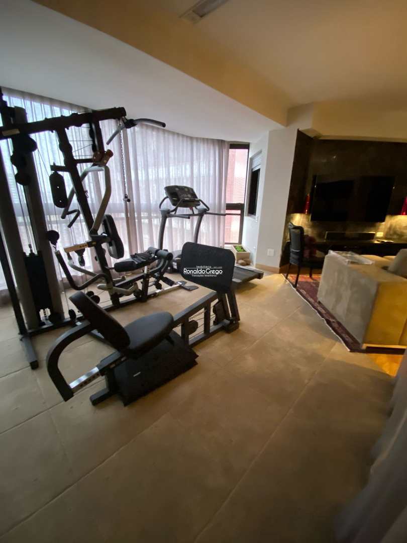 Flat/Apart Hotel à venda e aluguel com 3 quartos, 240m² - Foto 11