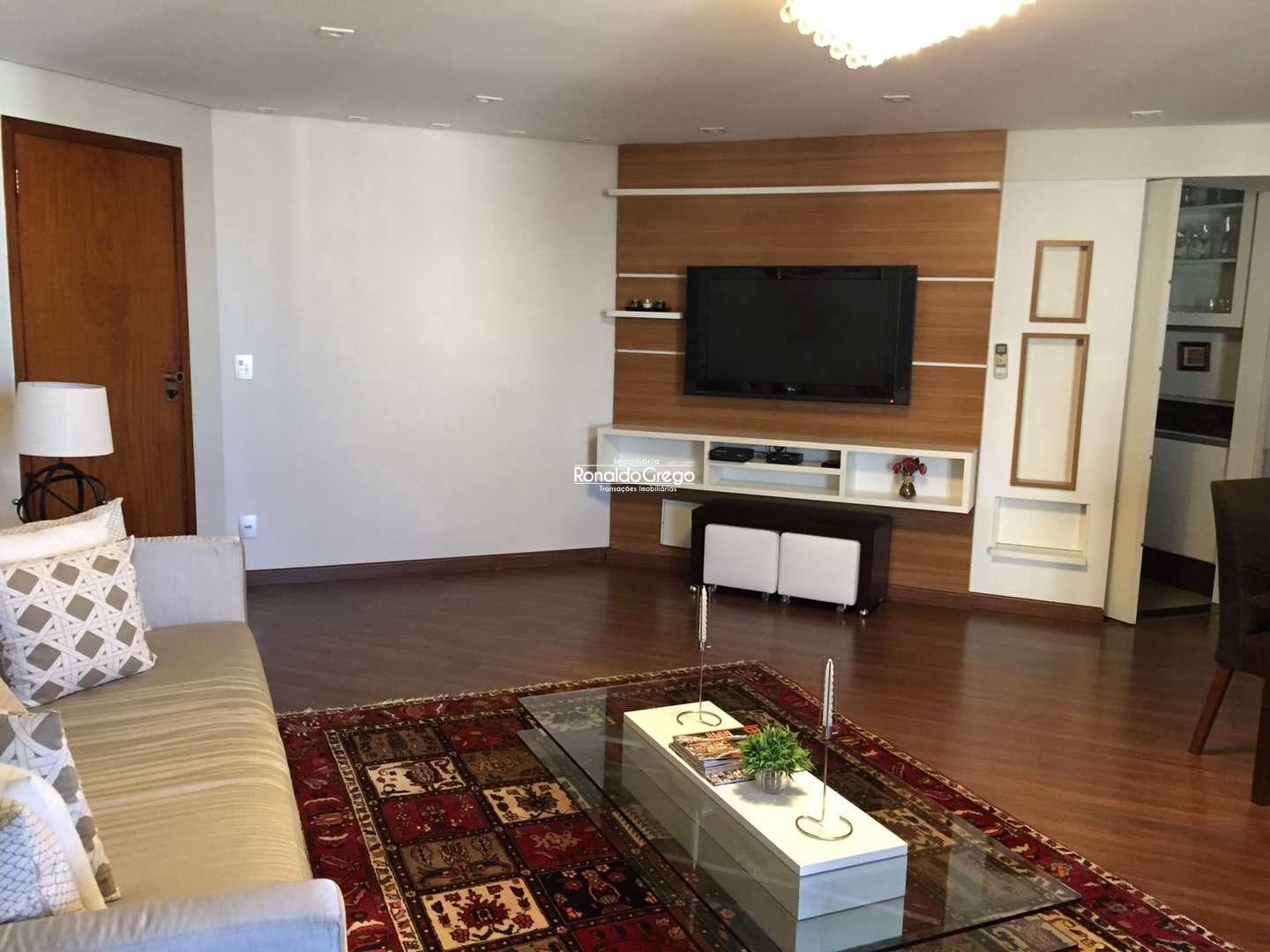 Flat/Apart Hotel para alugar com 3 quartos, 120m² - Foto 4
