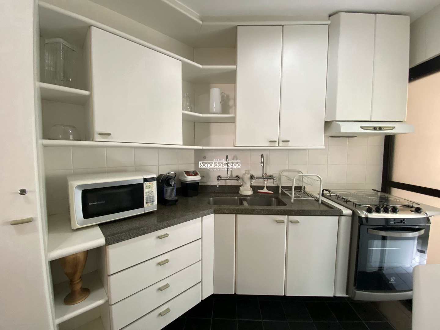 Flat/Apart Hotel para alugar com 3 quartos, 120m² - Foto 7