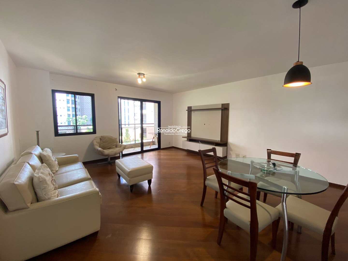 Flat/Apart Hotel para alugar com 3 quartos, 120m² - Foto 4