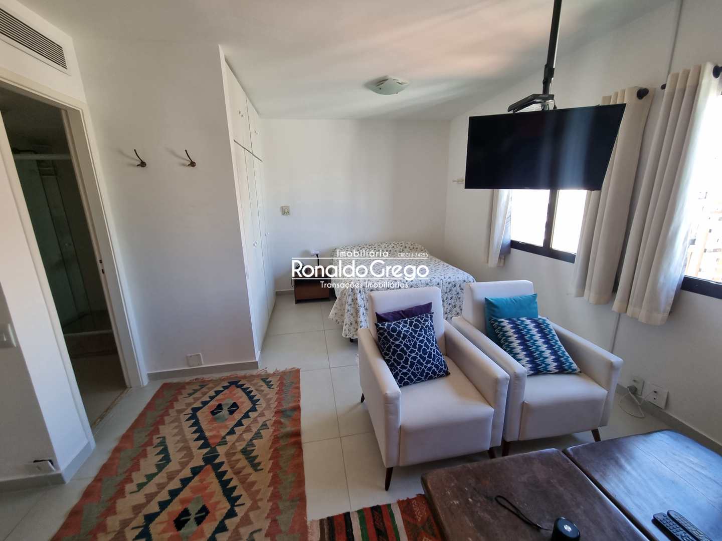 Flat com 1 quarto, 1 suíte 1 vaga Jardins