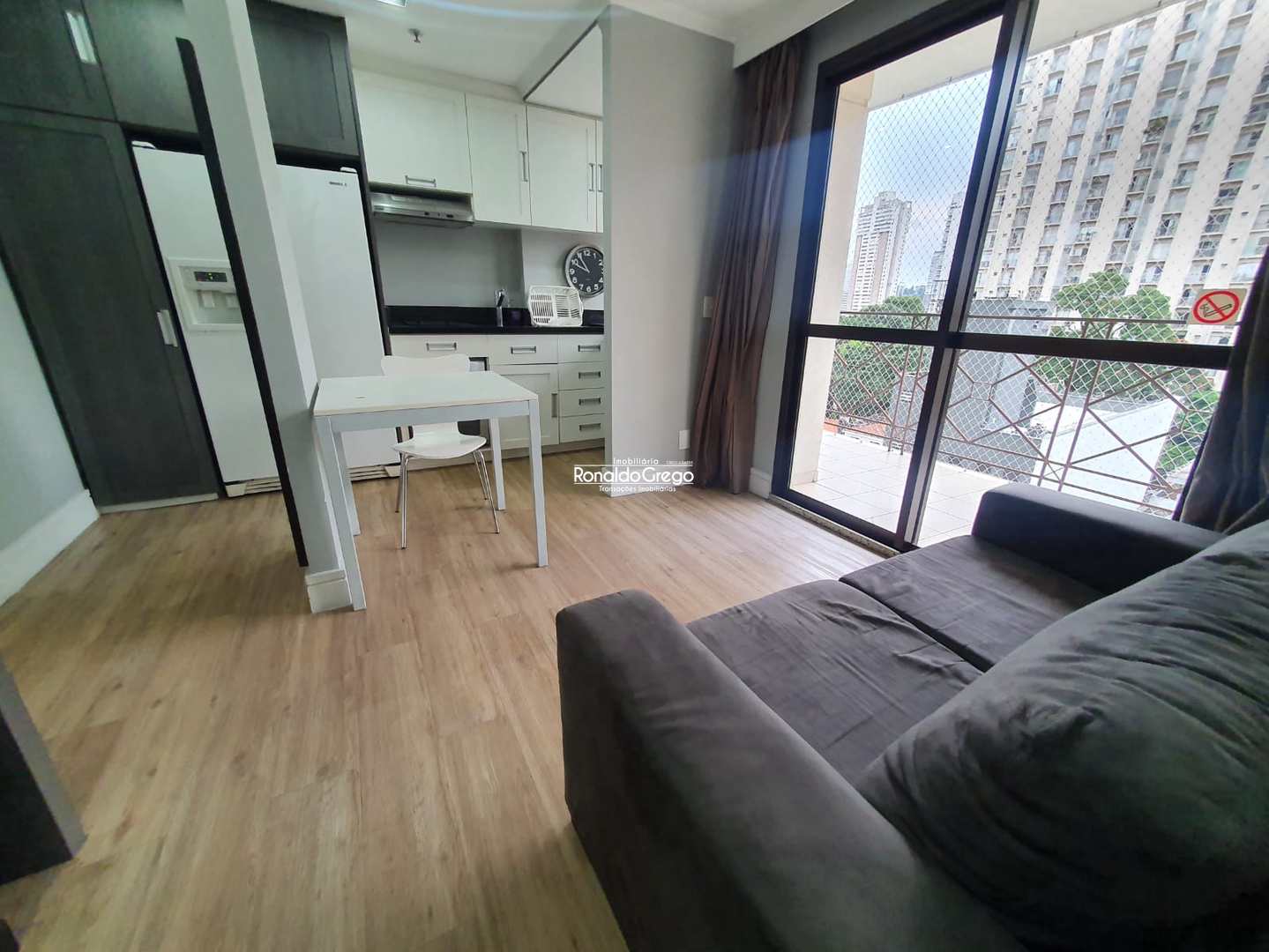 Flat/Apart Hotel para alugar com 2 quartos, 52m² - Foto 1