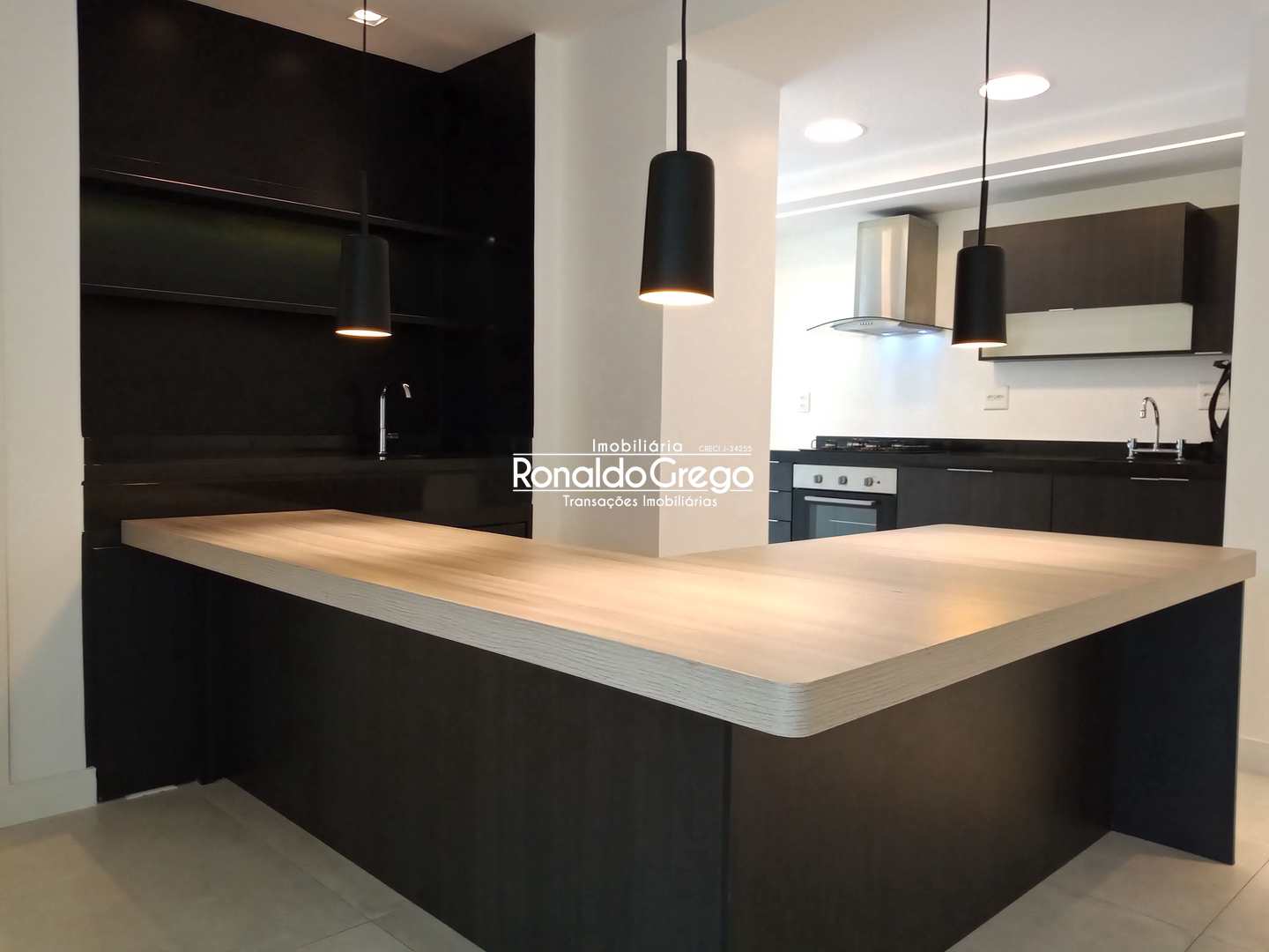 Apartamento para alugar com 1 quarto, 90m² - Foto 12