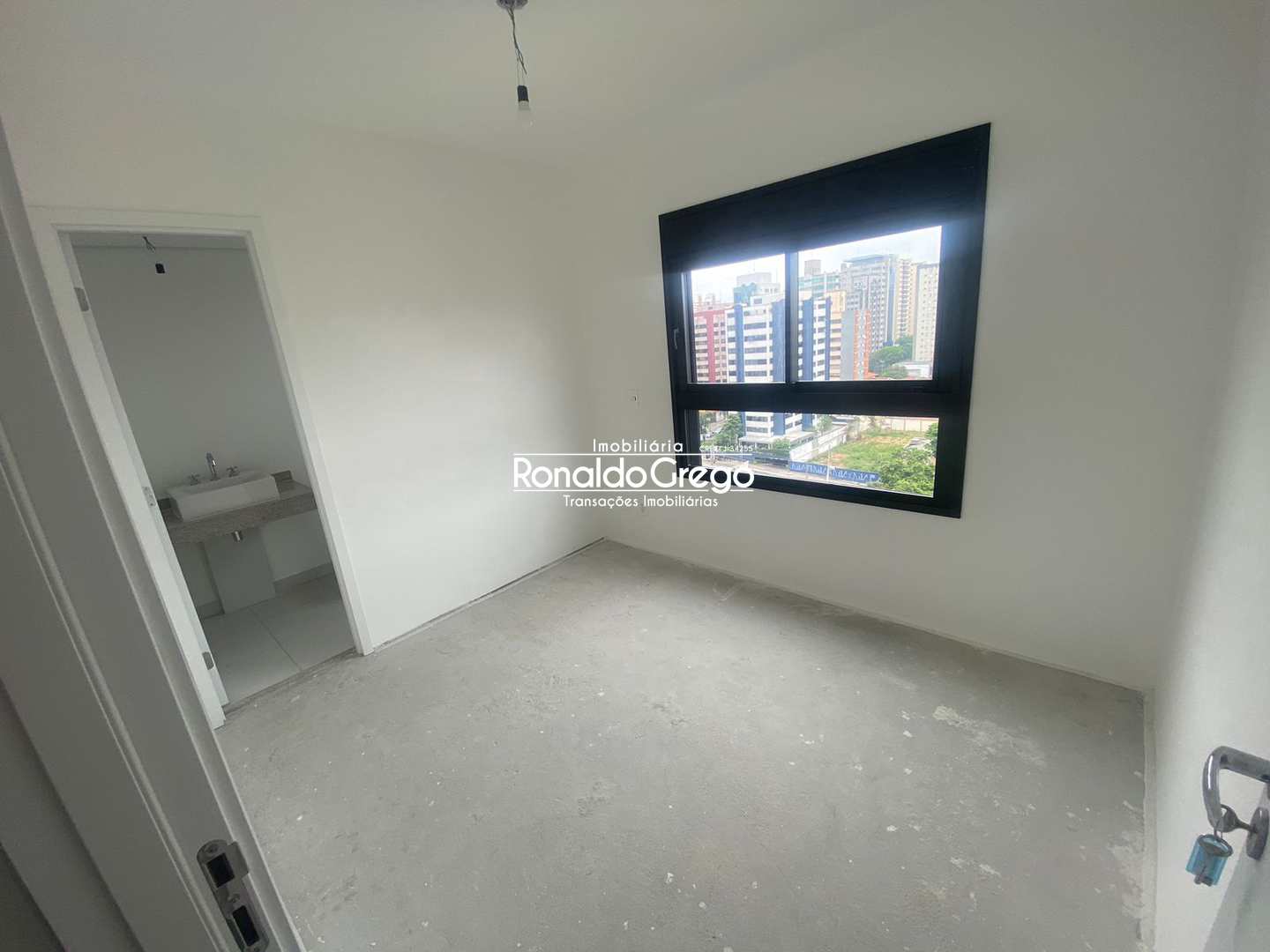 Apartamento à venda com 4 quartos, 147m² - Foto 25