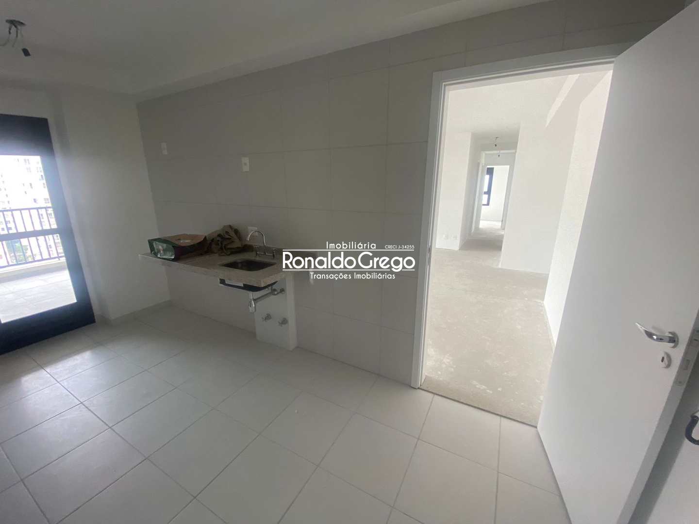 Apartamento à venda com 4 quartos, 147m² - Foto 9