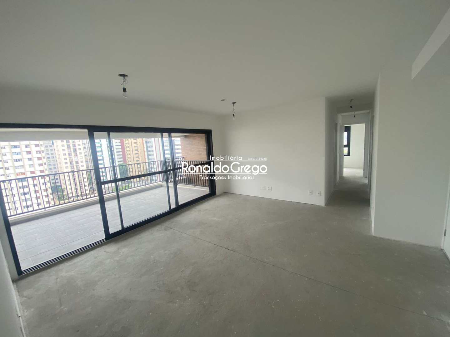 Apartamento à venda com 4 quartos, 147m² - Foto 10