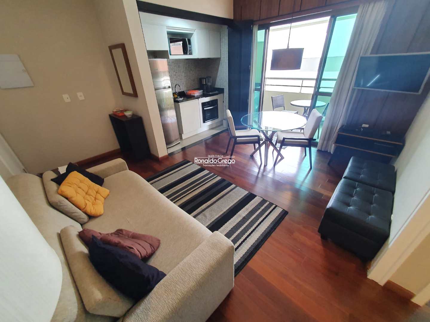 Flat/Apart Hotel para alugar com 1 quarto, 40m² - Foto 1