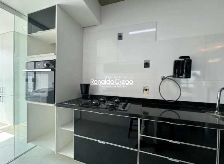 Apartamento à venda com 2 quartos, 70m² - Foto 11