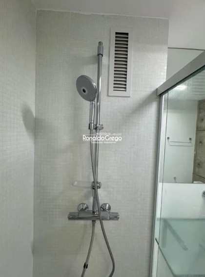 Apartamento à venda com 2 quartos, 70m² - Foto 12