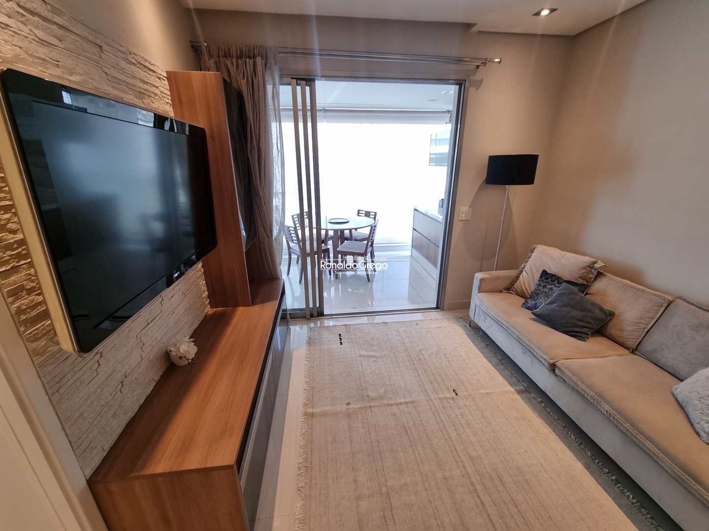 Flat/Apart Hotel à venda e aluguel com 1 quarto, 61m² - Foto 3