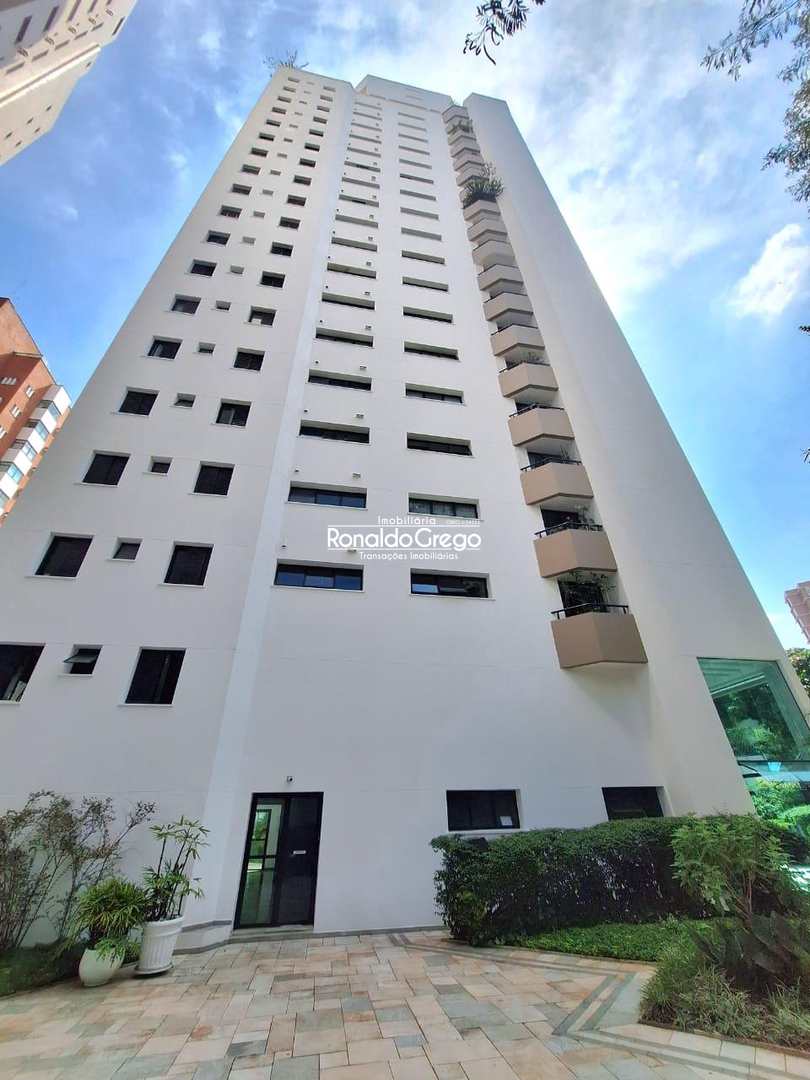 Apartamento para alugar com 4 quartos, 287m² - Foto 2