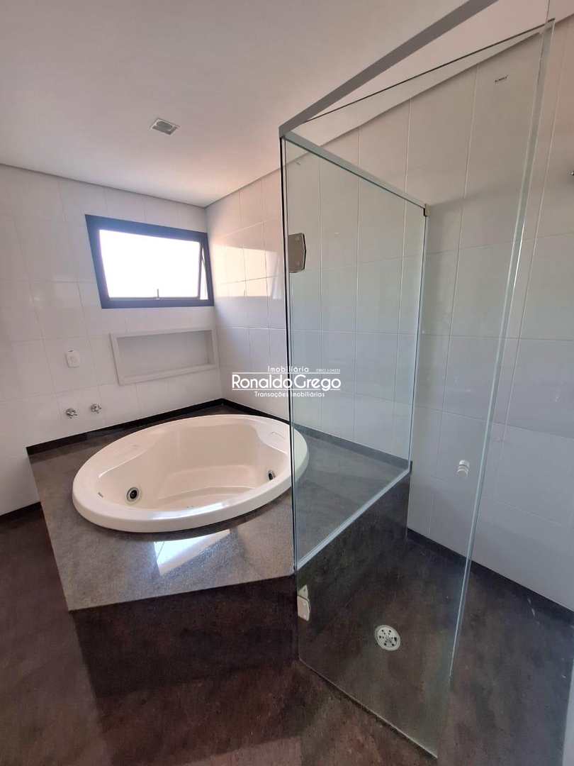 Apartamento para alugar com 4 quartos, 287m² - Foto 34