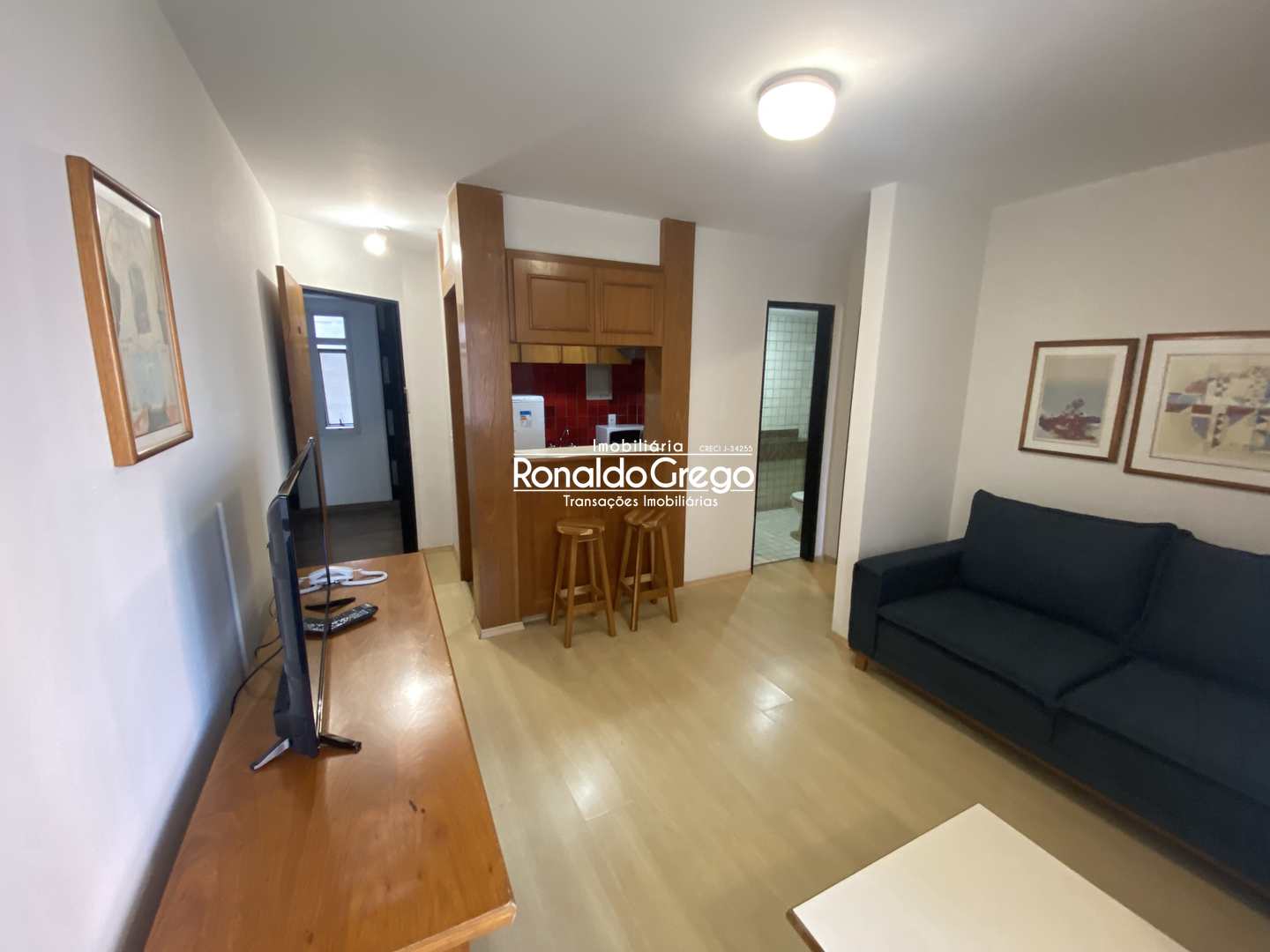 Flat 1 quarto, 1 suite 1 vaga, 38m arrumação tv a cabo Jardins