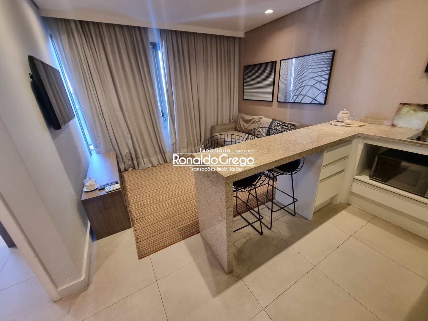 Flat/Apart Hotel à venda e aluguel com 2 quartos, 118m² - Foto 2