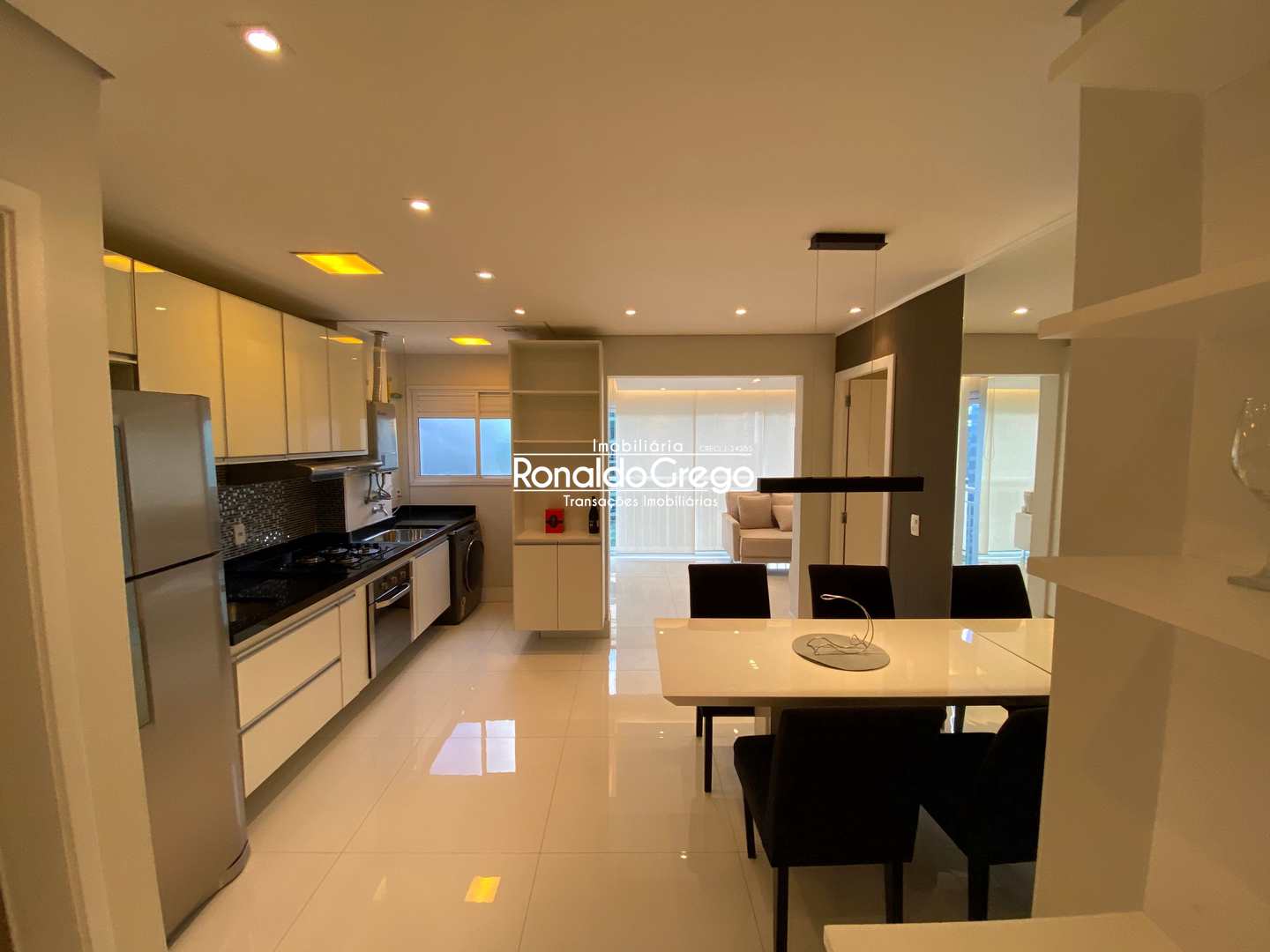 Flat/Apart Hotel à venda e aluguel com 1 quarto, 54m² - Foto 2