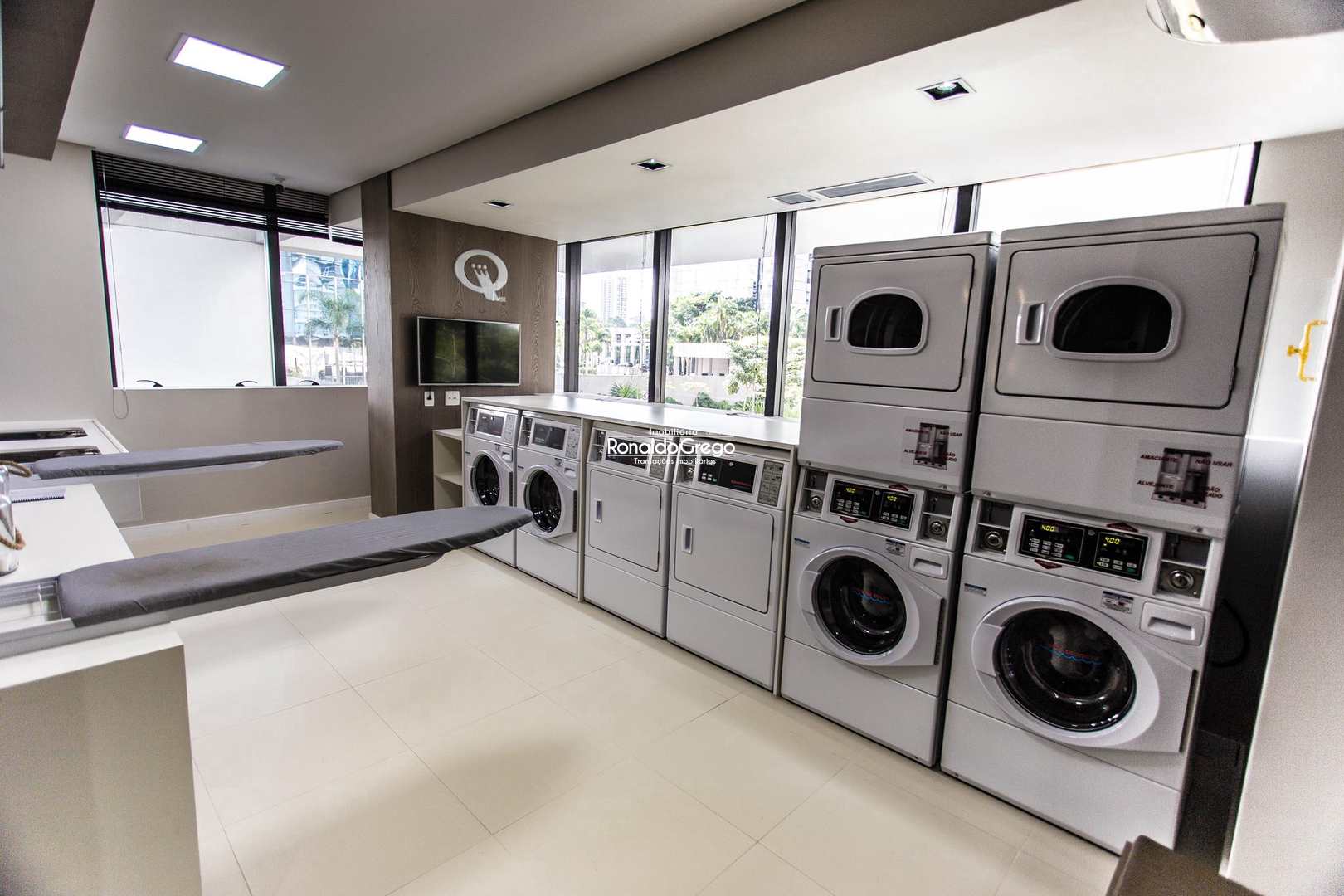 Apartamento à venda com 1 quarto, 62m² - Foto 43