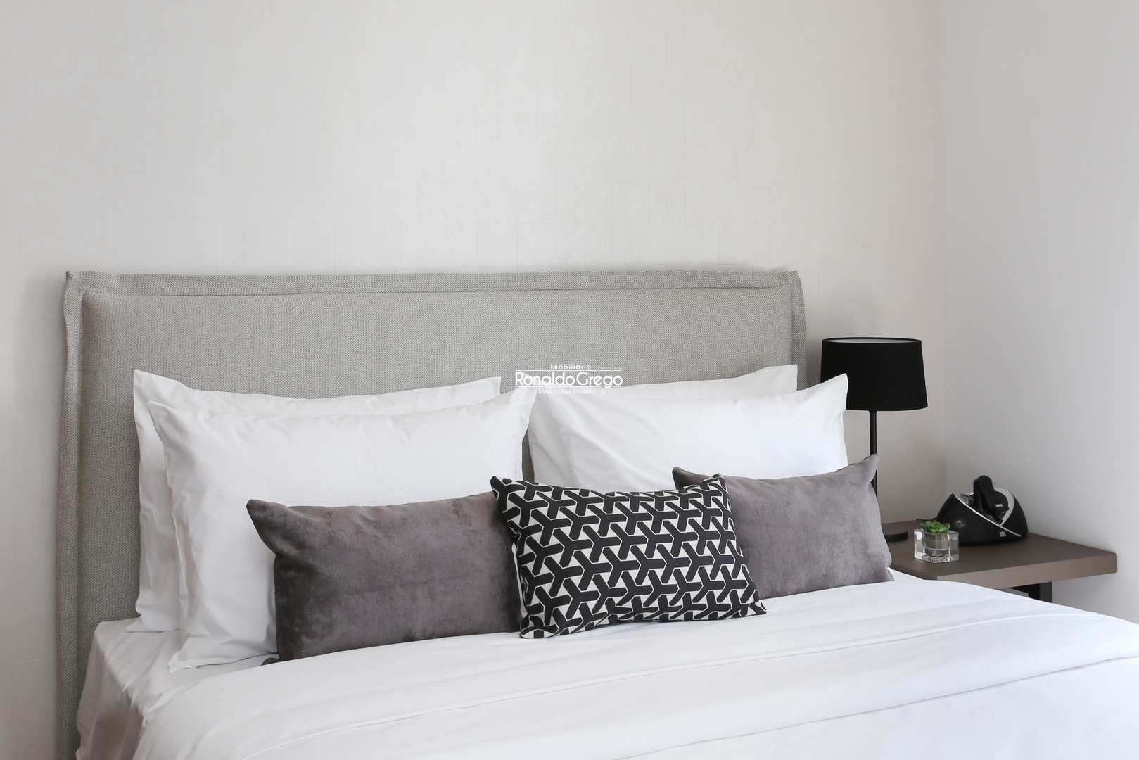 Apartamento à venda com 1 quarto, 62m² - Foto 11