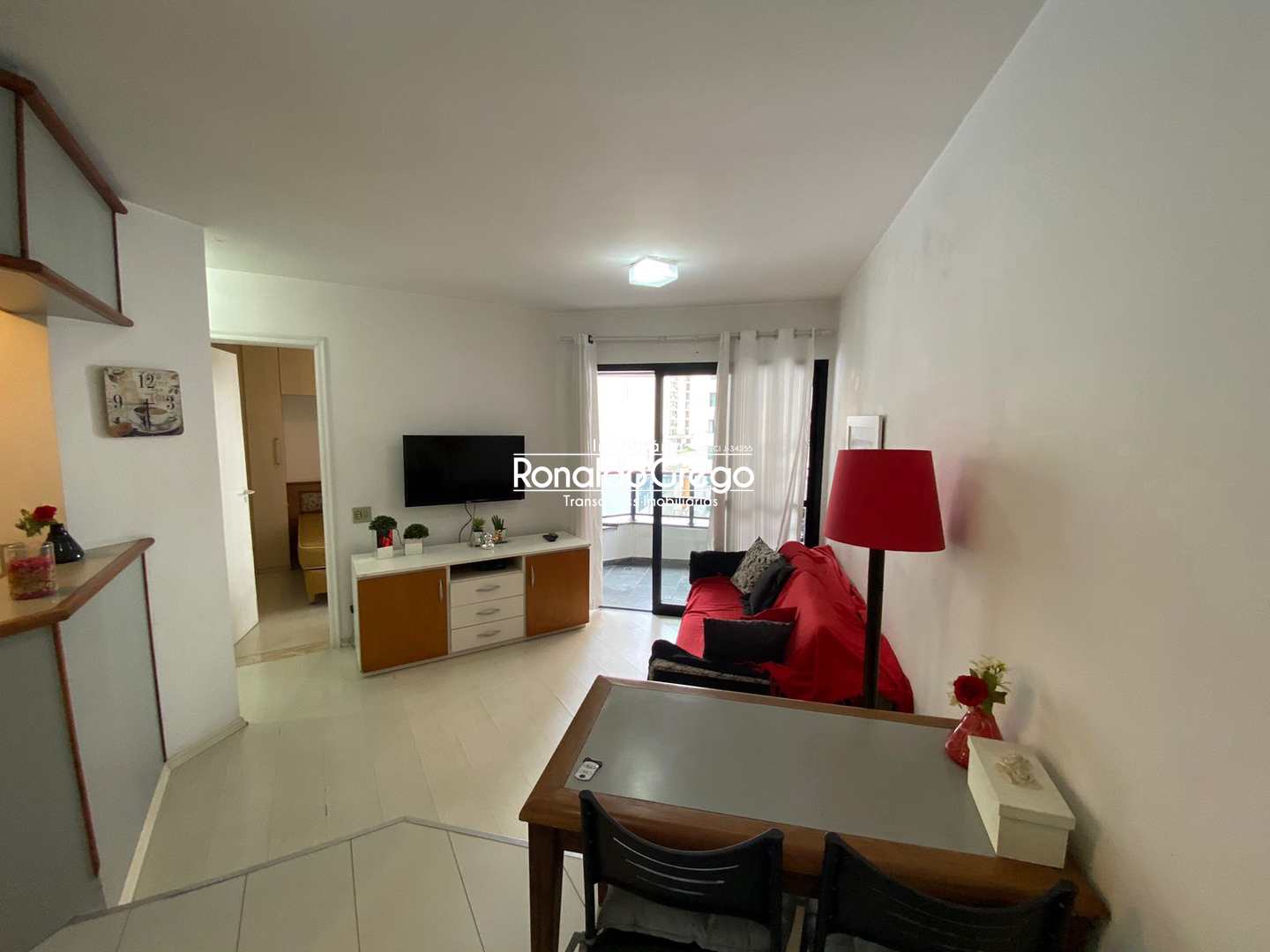 Flat com 1 quarto,1 suite 1 vaga Jardins, ao lado do HC