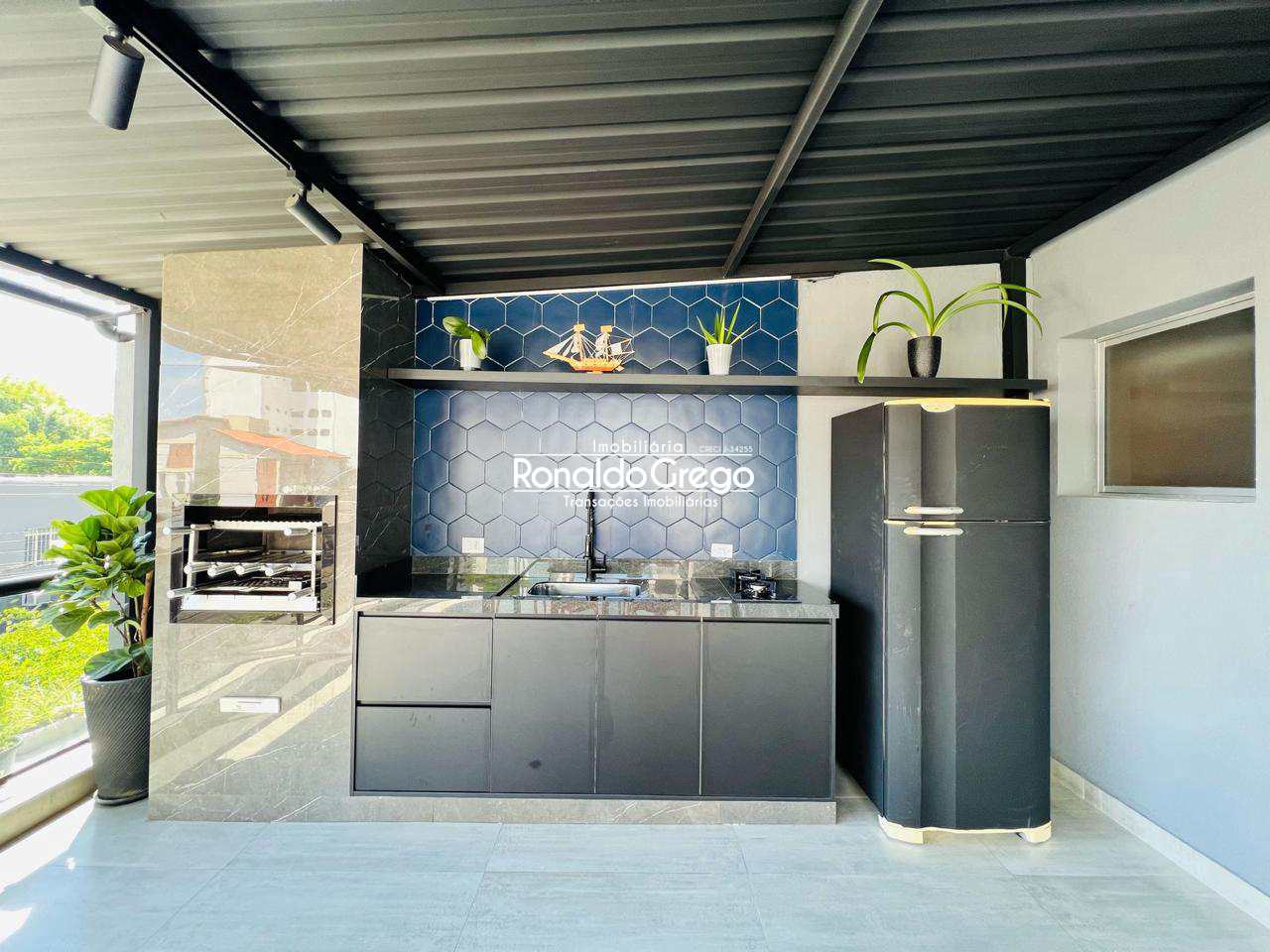 Sobrado à venda e aluguel com 3 quartos, 200m² - Foto 10