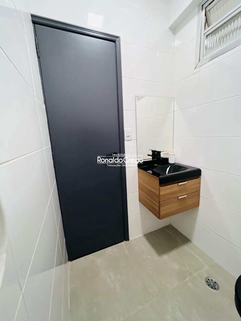 Sobrado à venda e aluguel com 3 quartos, 200m² - Foto 28
