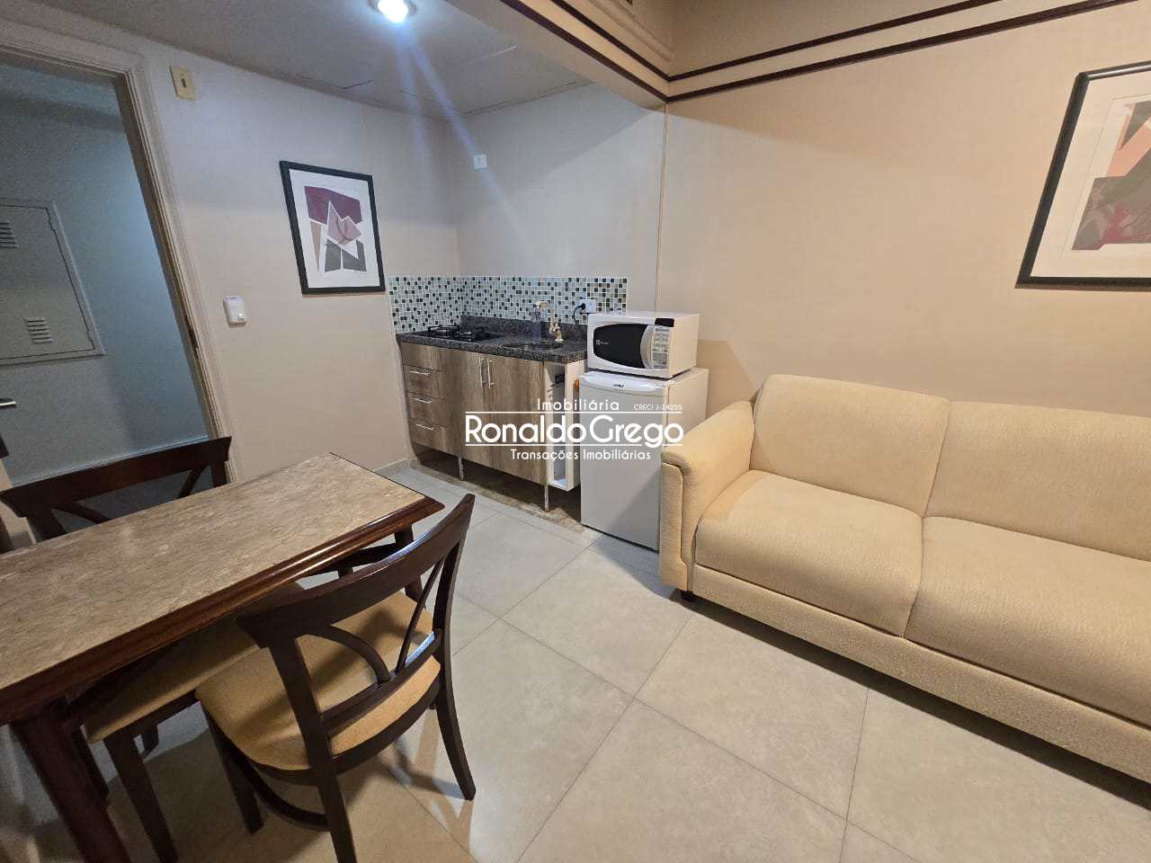 Flat com 1 quarto, 1 suite, 1 vaga Jardins, São Paulo,
