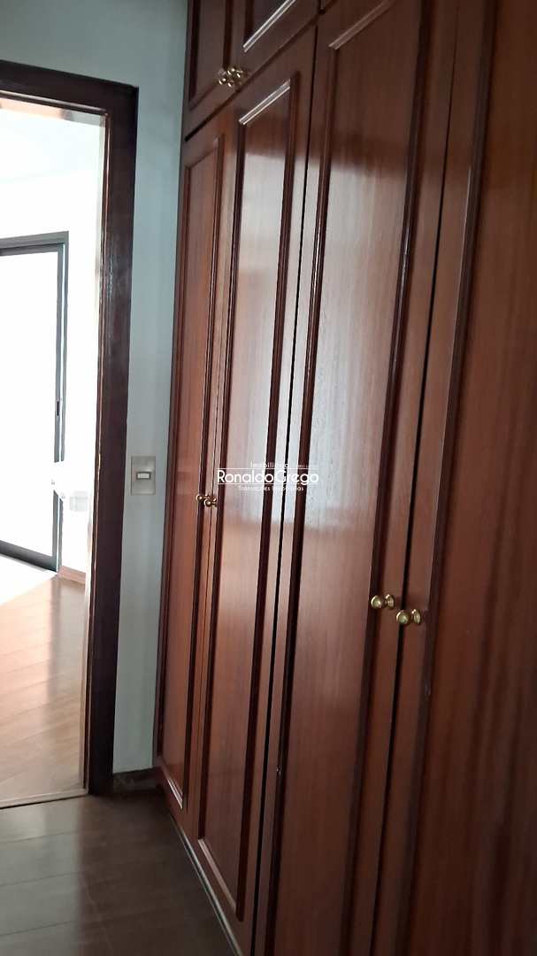 Apartamento à venda e aluguel com 4 quartos, 255m² - Foto 20