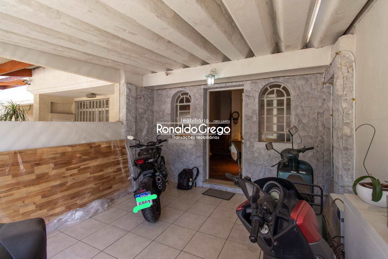 Casa à venda com 2 quartos, 240m² - Foto 32