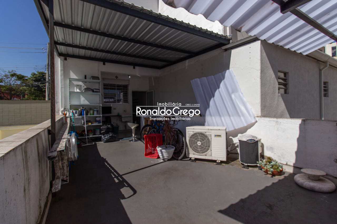 Casa à venda com 2 quartos, 240m² - Foto 22
