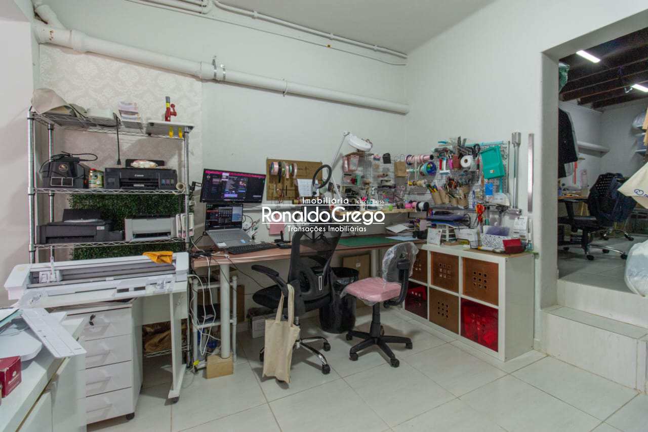Casa à venda com 2 quartos, 240m² - Foto 20