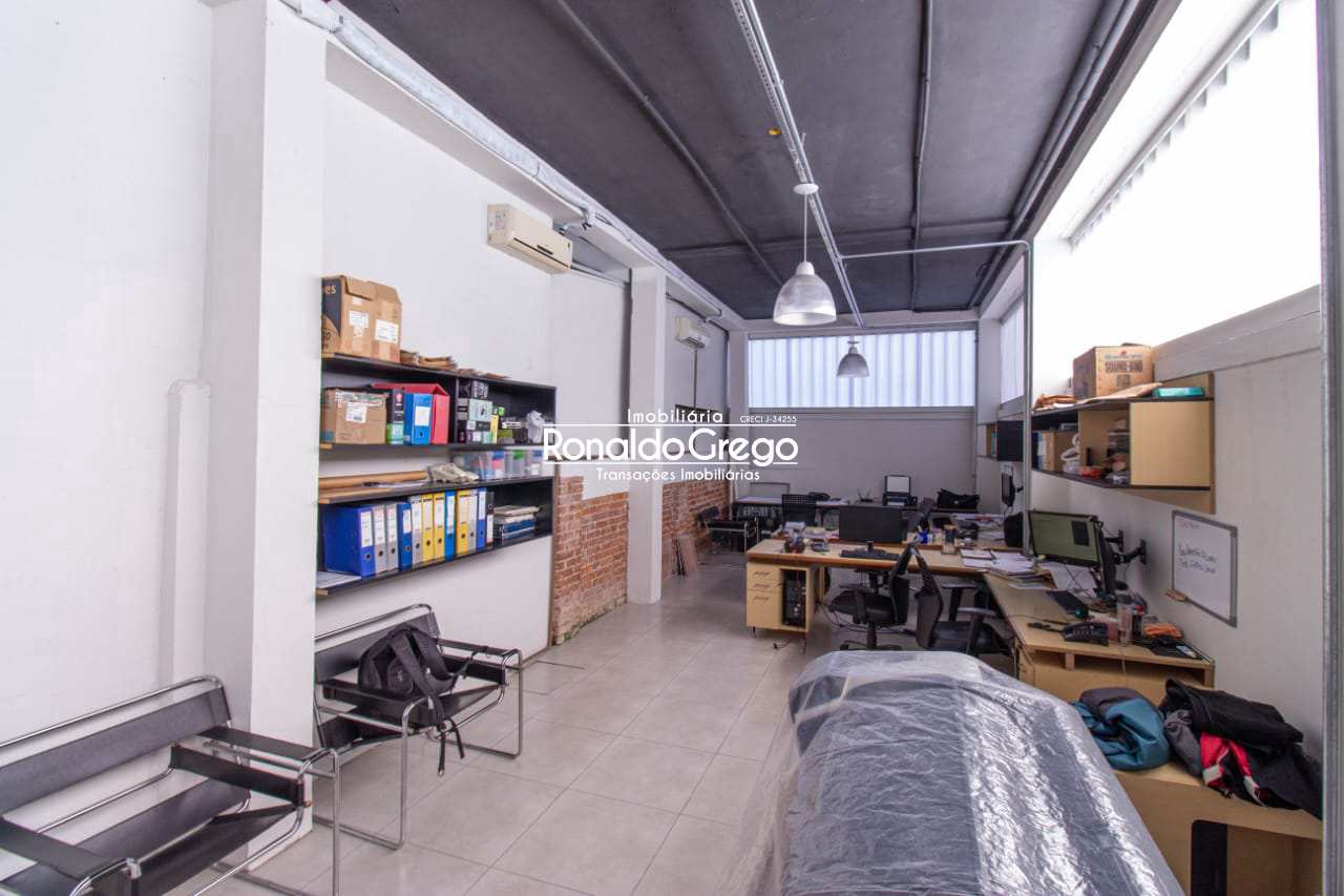 Casa à venda com 2 quartos, 240m² - Foto 37