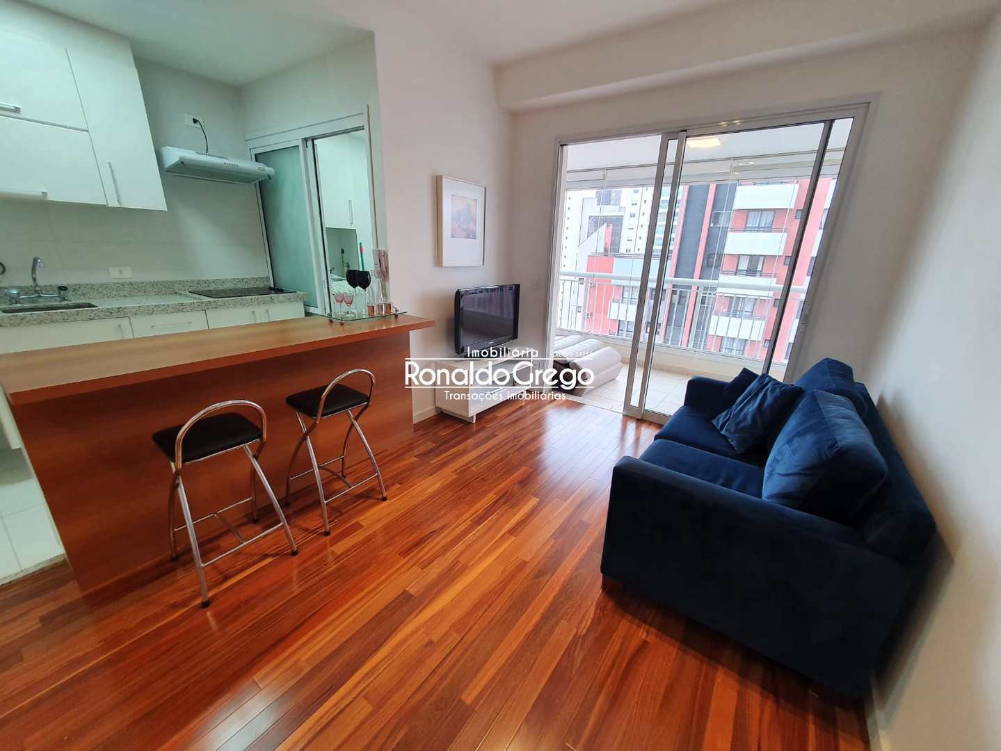 Flat/Apart Hotel para alugar com 1 quarto, 55m² - Foto 1