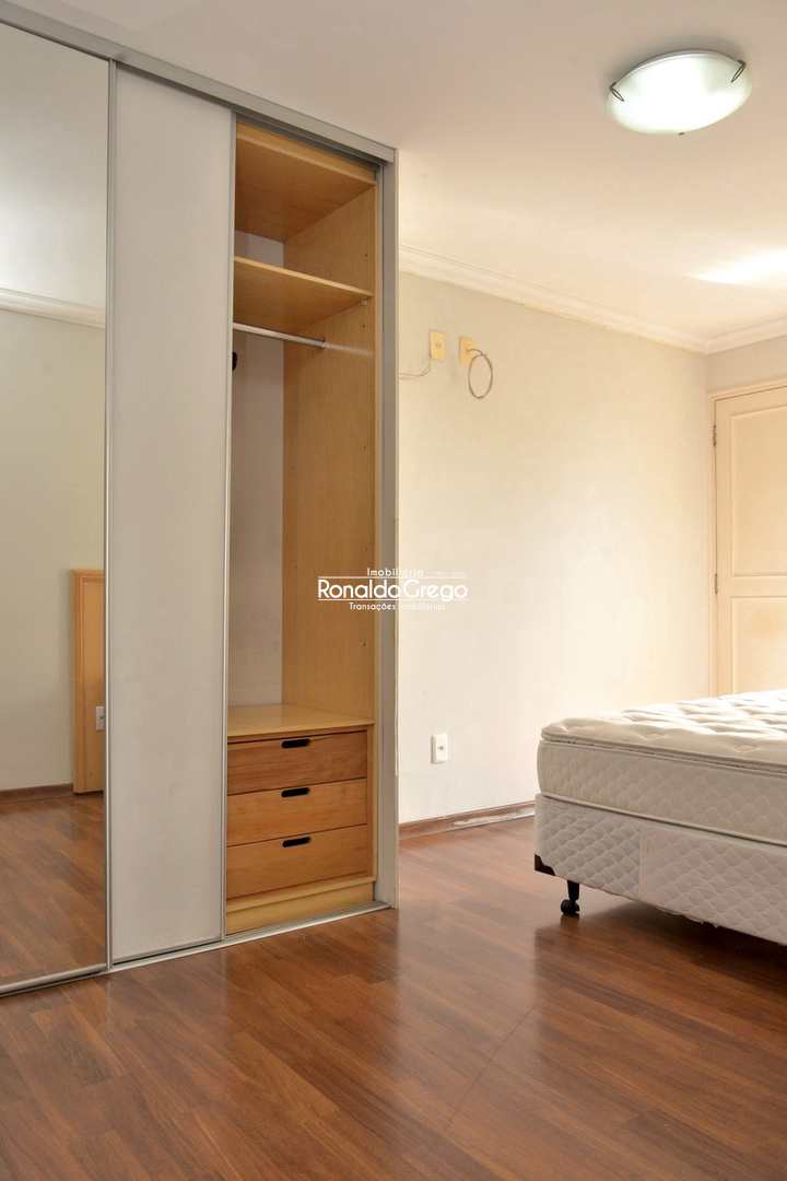 Apartamento à venda com 3 quartos, 118m² - Foto 23