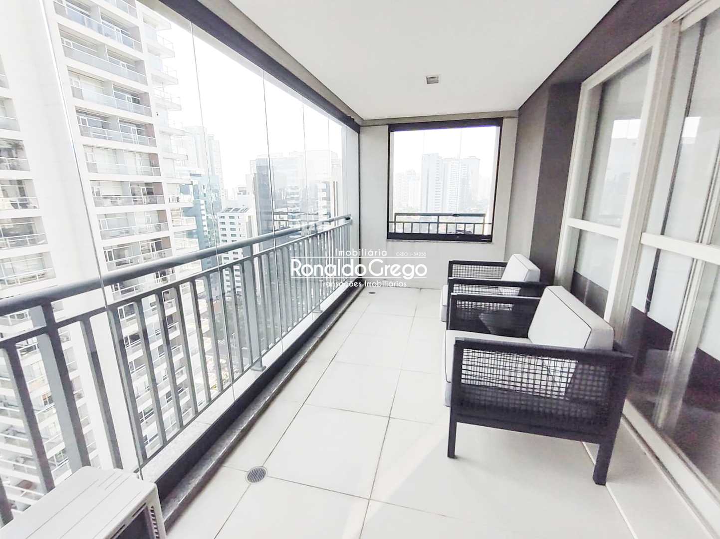 Apartamento para alugar com 1 quarto, 62m² - Foto 14